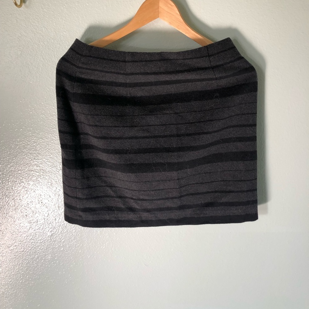 Banana Republic wool mini skirt
